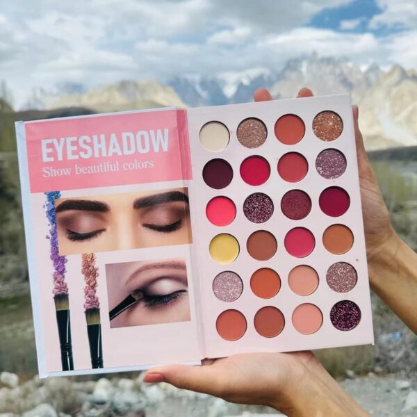 MOCALLURE 4IN1 BOOK EYESHADOW PLATTE - Image 5